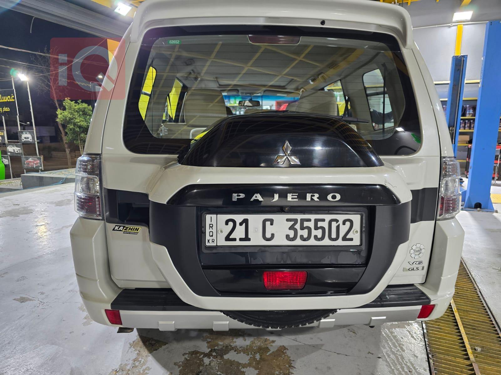 ميتسوبيشي باجيرو